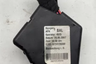8D1941824 Блок предохранителей Audi A4 B7 Арт e12433372, вид 2