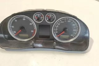 81071428 Щиток приборов (приборная панель) Skoda Superb 1 Арт e12429590, вид 3