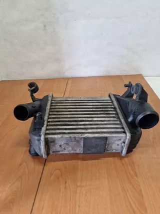 8E0145805P Интеркулер Audi A4 B7 Арт e12426268, вид 1