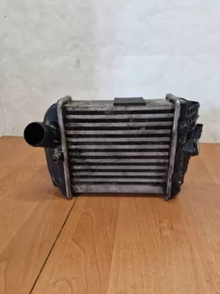 8E0145805P Интеркулер Audi A4 B7 Арт e12426268, вид 2