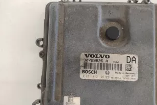 30729826 Блок управления двигателем Volvo S60 1 Арт e12423801, вид 3