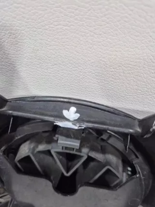 1K5853651 Решетка радиатора Volkswagen Jetta 5 Арт e12420272, вид 8