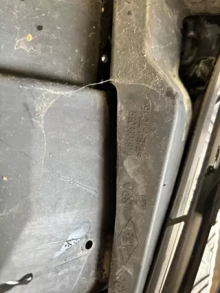 622562397R 628109906R Решетка радиатора Renault Clio 4 Арт e12420091, вид 9