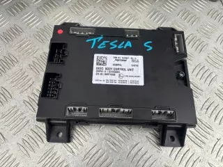 0747G02X 0747g02x Блок комфорта Tesla model S Арт e12415826, вид 1