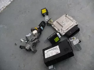 39111-03556 Блок управления двигателем Kia Picanto 2 Арт e12390078, вид 1