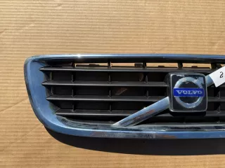 30744915 30744914 Решетка радиатора Volvo S40 2 Арт e12388914, вид 3
