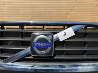 30744915 30744914 Решетка радиатора Volvo S40 2 Арт e12388914, вид 6