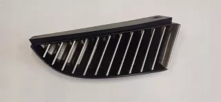  Решетка радиатора Mitsubishi Colt 6 Арт e12388122, вид 1