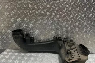 70570576 Корпус воздушного фильтра BMW X5 F15 Арт e12381504, вид 1