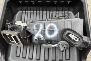 DY708001 Отопитель в сборе (печка) Audi Q5 2 Арт e12376300, вид 11