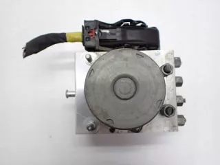 1044745-10-B 1044745-10 Блок ABS Tesla model Y Арт e12372770, вид 3