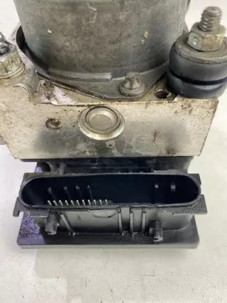 13236012 0265231537 0265800422 Блок ABS Opel Corsa D Арт e12371875, вид 3