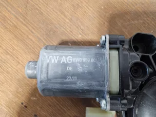 8W0959801 Моторчик стеклоподъемника Audi R8 2 Арт e12369977, вид 2