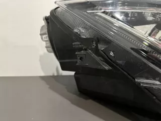576941008D Фара правая Seat Ateca Арт e12361795, вид 2