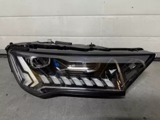 4M0941086C Фара правая Audi Q7 4M restailing Арт e12356112, вид 1