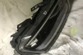 4G0907697D Фара правая Audi Q3 1 Арт e12356082, вид 1