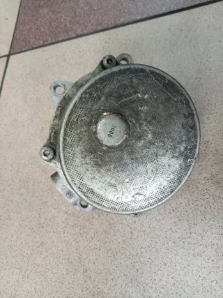 057145100C Насос вакуумный Audi A4 B7 Арт e12340511, вид 1