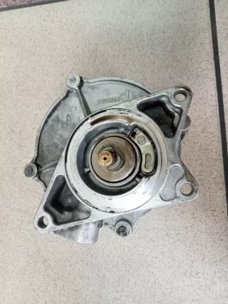 057145100C Насос вакуумный Audi A4 B7 Арт e12340511, вид 2