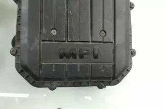 04C129618F Корпус воздушного фильтра Volkswagen Polo 5 Арт e12333661, вид 2