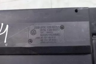 07K129601J Корпус воздушного фильтра Volkswagen Jetta 4 Арт e12333616, вид 4