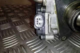 04L131501RV Клапан EGR Volkswagen Passat B8 Арт e12328949, вид 4