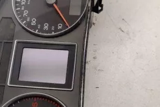 8E0920901H Щиток приборов (приборная панель) Audi A4 B7 Арт e12326975, вид 4