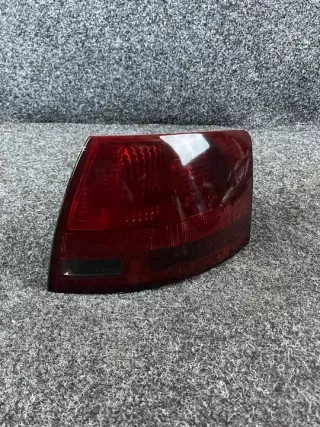 8E9945096E Фонарь задний правый Audi A4 B7 Арт e12297591, вид 1