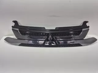 7450B308 Решетка радиатора Mitsubishi Outlander 3 restailing 2 Арт e12290675, вид 1