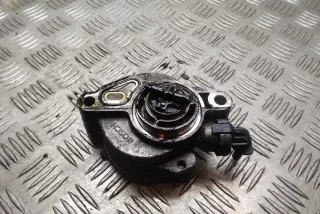 D1562C1 Насос вакуумный Mazda 3 BK Арт e12281663, вид 1