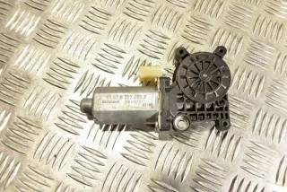0130821726 Моторчик стеклоподъемника BMW 3 E46 Арт e12276768, вид 1