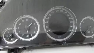 A2129003313 A2C33061000 Щиток приборов (приборная панель) Mercedes E C207 Арт e12273911, вид 3