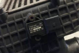 8E0145805P Интеркулер Audi A4 B6 Арт e12269788, вид 1
