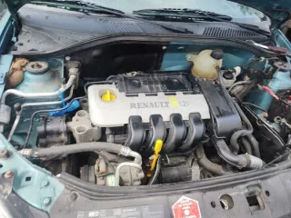  Крышка багажника (дверь 3-5) Renault Clio 2 Арт e12260355, вид 3