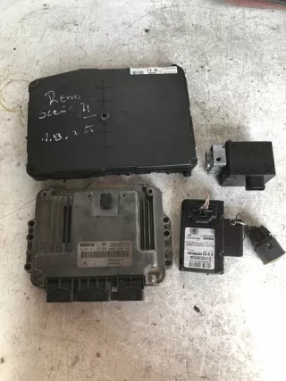 0281011275 8200305678 Блок управления двигателем Renault Scenic 2 Арт e12244481, вид 1
