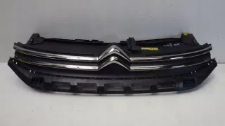 9812063477 Решетка радиатора Citroen C3 3 Арт e12238670, вид 1