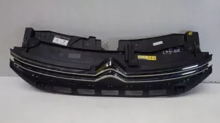9812063477 Решетка радиатора Citroen C3 3 Арт e12238670, вид 3