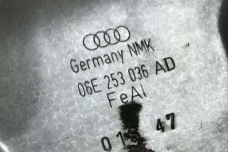 06E253036AD Декоративная крышка двигателя Audi A6 C7 (S6,RS6) Арт e12236297, вид 2