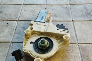 4F0959801D Моторчик стеклоподъемника Audi A4 B7 Арт e12217414, вид 3