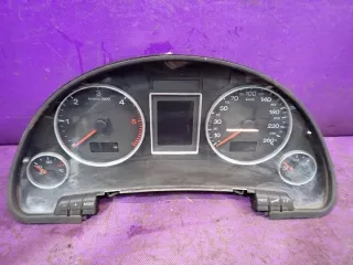 8E0920901H 332137KM Щиток приборов (приборная панель) Audi A4 B7 Арт e12213696, вид 1