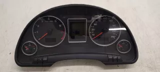 8E0920931S Щиток приборов (приборная панель) Audi A4 B7 Арт e12213686, вид 1