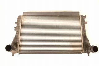 3C0145805AK Интеркулер Volkswagen Passat B7 Арт e12212844, вид 2