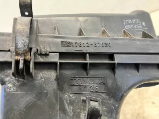 1781237030 Корпус воздушного фильтра Toyota Prius 2 Арт e12197961, вид 8