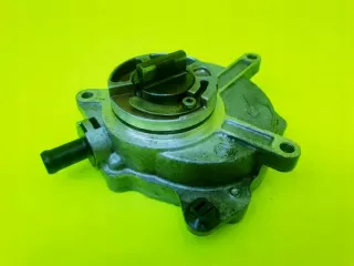 06D145100D Насос вакуумный Audi A4 B7 Арт e12196456, вид 1