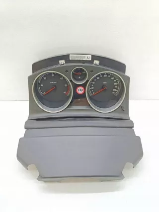 13225988 Щиток приборов (приборная панель) Opel Astra H Арт e12193971, вид 1