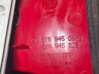 6Y6945096B 6Y6945112B XU3X-13404-AB Фонарь задний правый Skoda Fabia 1 Арт e12185958, вид 3