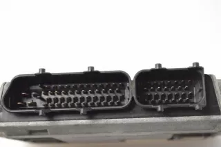 03E906023B Блок управления двигателем Skoda Fabia 2 Арт e12173563, вид 1