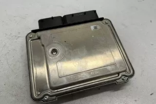 03L906018KM Блок управления двигателем Audi A4 B8 Арт e12167464, вид 1
