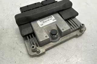 03L906018KM Блок управления двигателем Audi A4 B8 Арт e12167464, вид 3