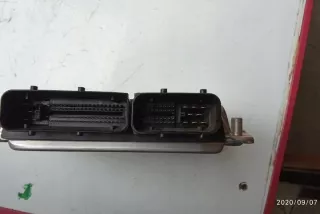 8E0907401M Блок управления двигателем Audi A4 B7 Арт e12167357, вид 2