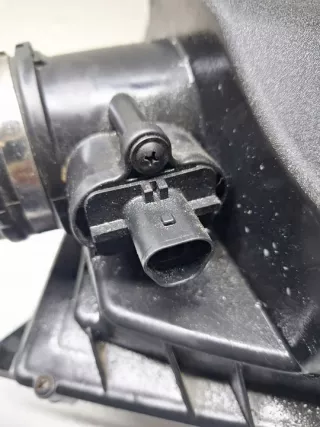 -13272758 13272758 Корпус воздушного фильтра Opel Astra J Арт e12158545, вид 3